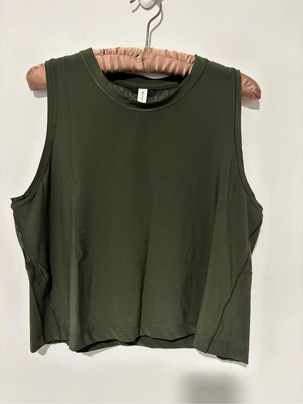 Athleta Ultimate Muscle Tank Athletic Tank Green Medium